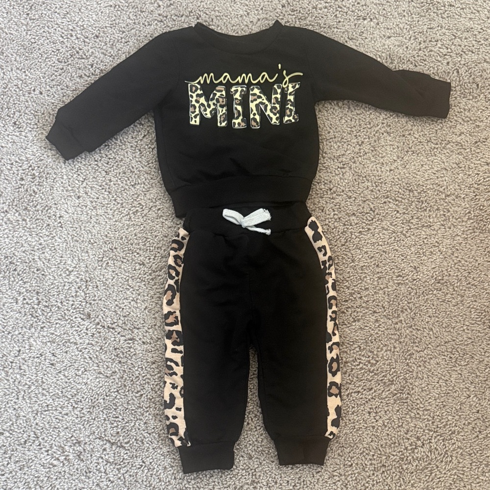 Mama's Mini Black Leopard-Trim Jogger Set